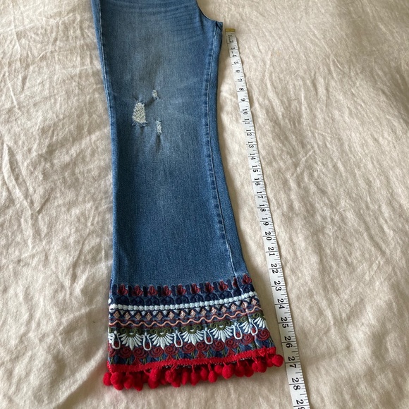 Pilcro/Anthropologie (NWOT)  Cropped Mid Rise Jeans / Size 28 - Picture 9 of 10